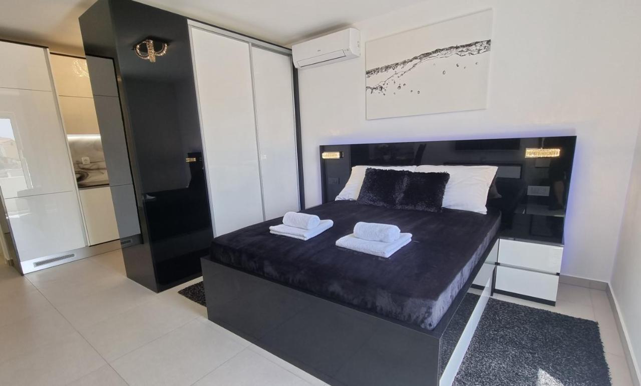 Bartol Luxury Apartments Krk Croatia, With Own Hot Tub - Whirlpool Veglia Exterior foto