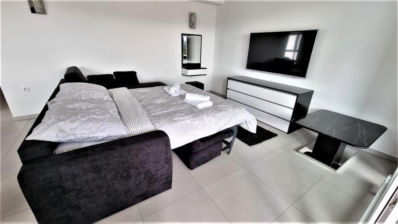 Bartol Luxury Apartments Krk Croatia, With Own Hot Tub - Whirlpool Veglia Exterior foto