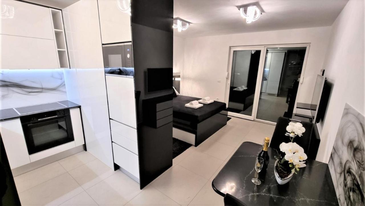 Bartol Luxury Apartments Krk Croatia, With Own Hot Tub - Whirlpool Veglia Exterior foto