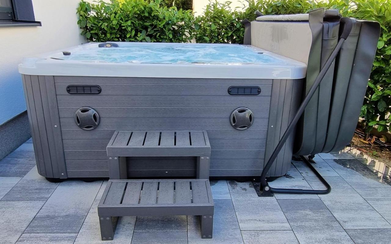 Bartol Luxury Apartments Krk Croatia, With Own Hot Tub - Whirlpool Veglia Exterior foto